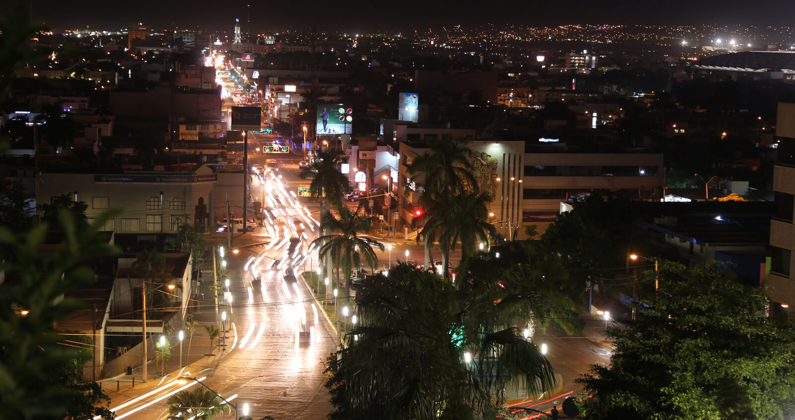 A city that vibrates day and night